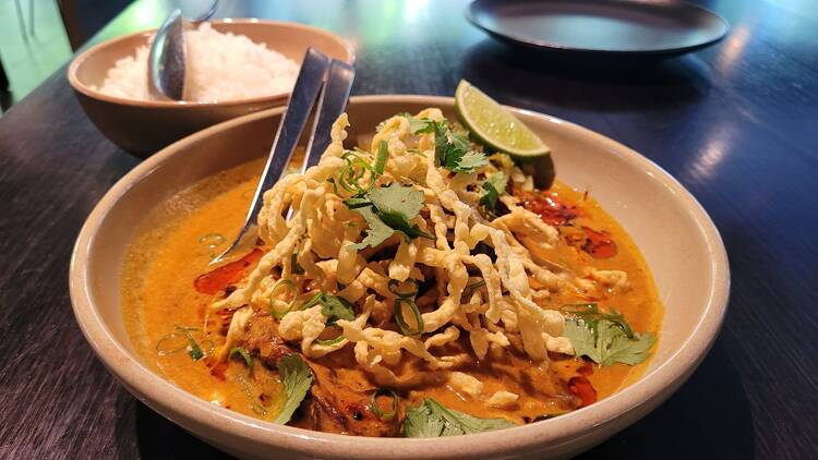 Khao soi curry