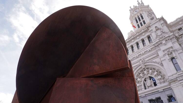 La obra Hermes, por Rafael Canogar