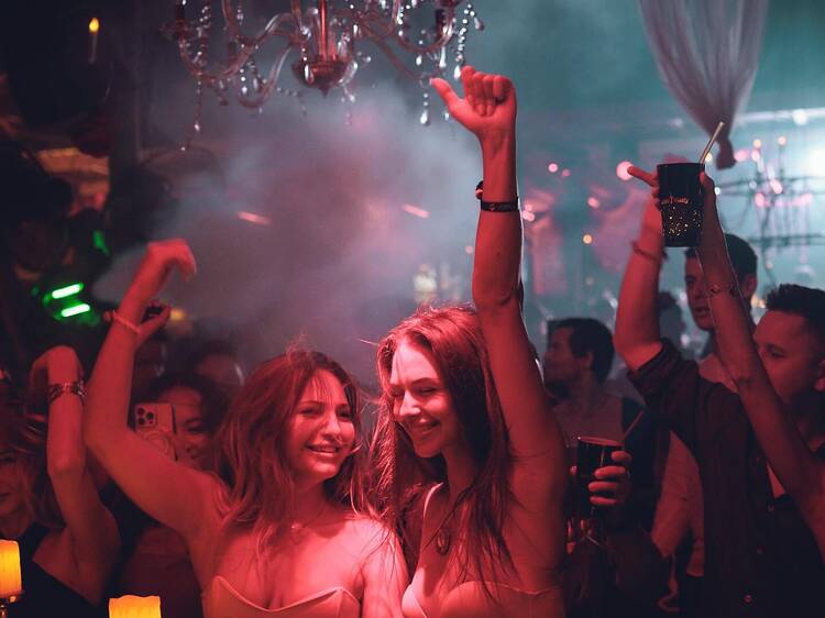 Tres de Mayo at MAYA Beach Club