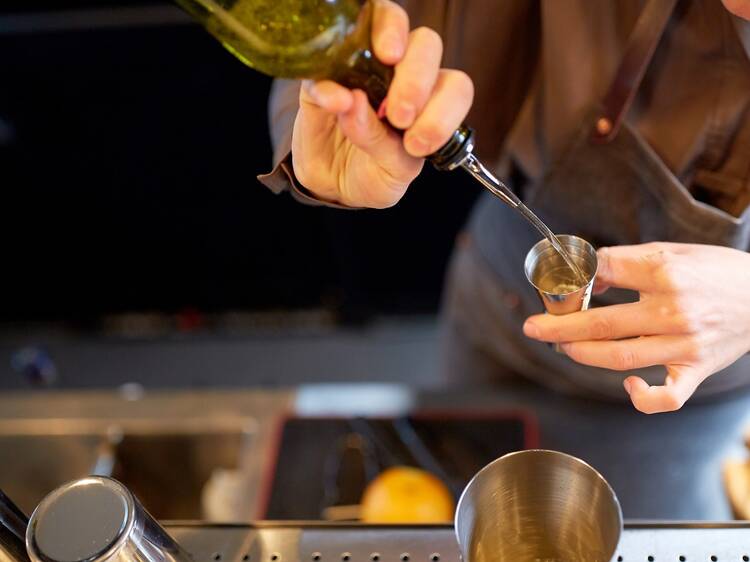 Cocktail making class Cocktail making class