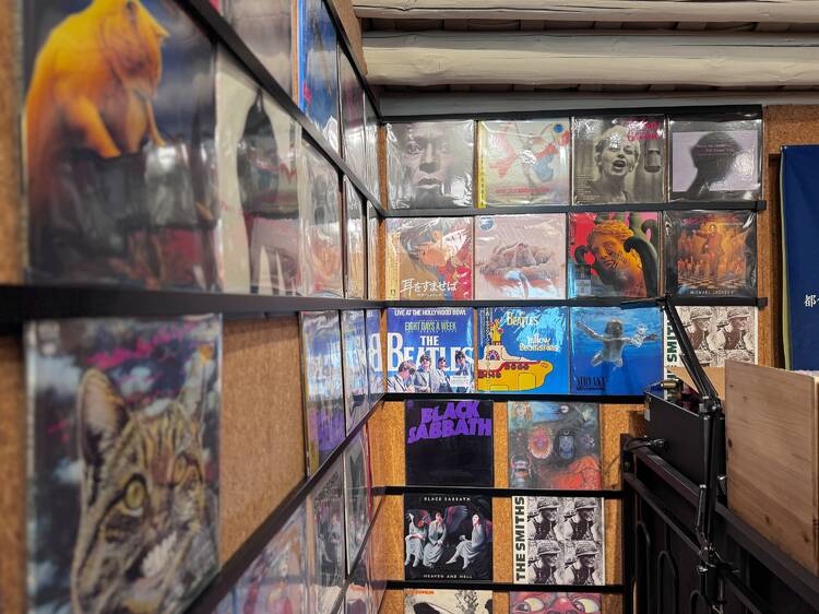 3345 Coffee & Vinyl  叁叁肆伍：黑膠咖啡店