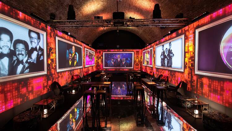Aures London 