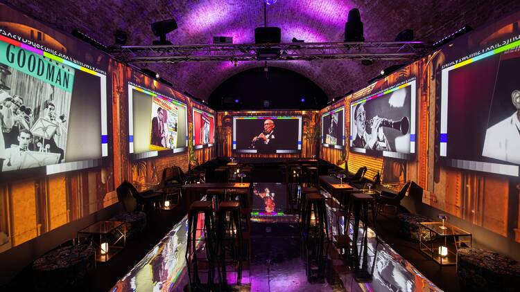 Aures London 