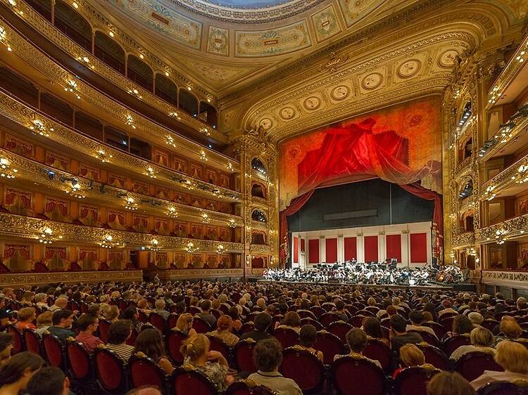 Benefit Gala for the Orquesta Escuela de Bahía at the Teatro Colón