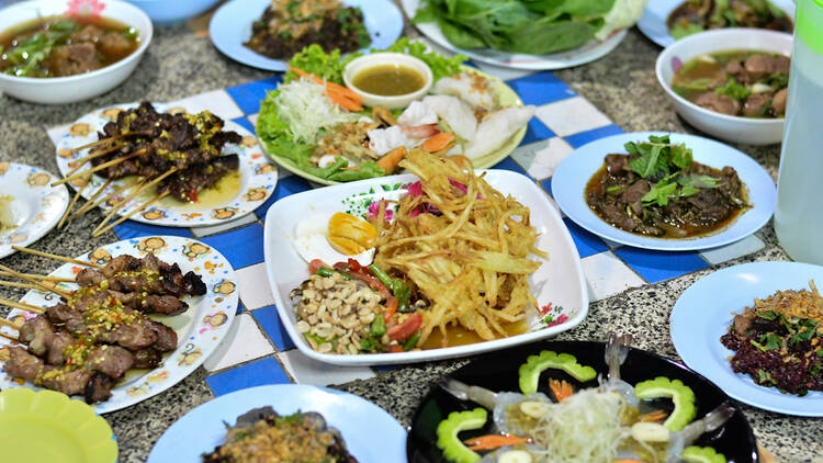 Lap Lung Noi by Tee Lung Mor