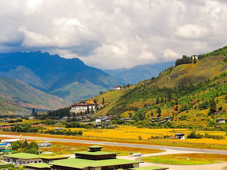 These are officially Asia's most gorgeous airport landings
