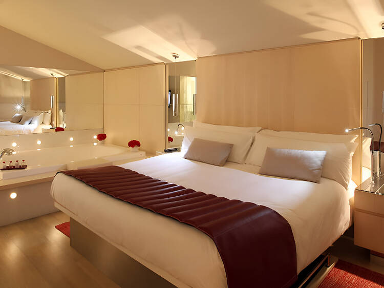 Cram Hotel