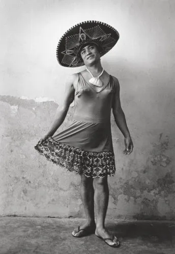 Magnolia, Graciela Iturbide