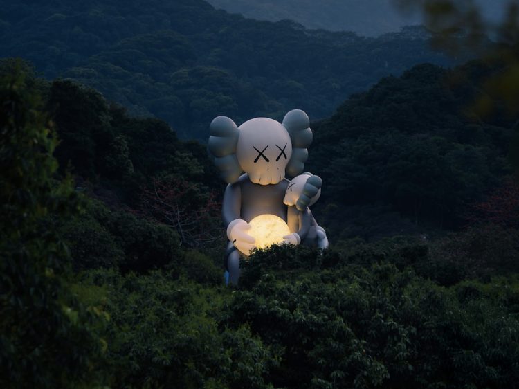 Kaws: Holiday Thailand