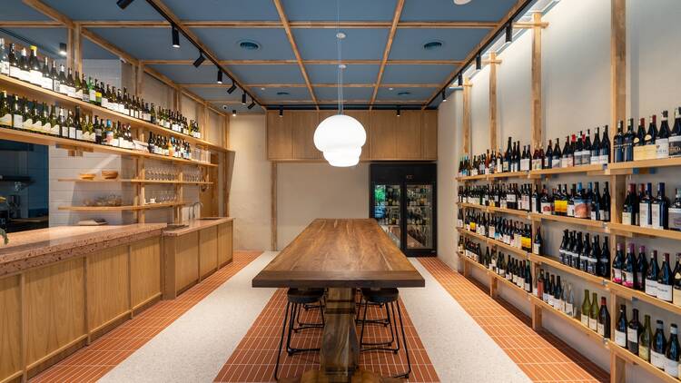 Basic Wine Store