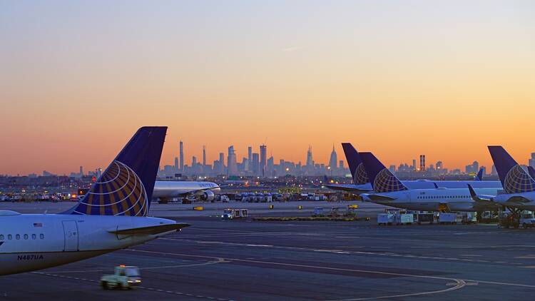 Planes grounded at Newark Airport