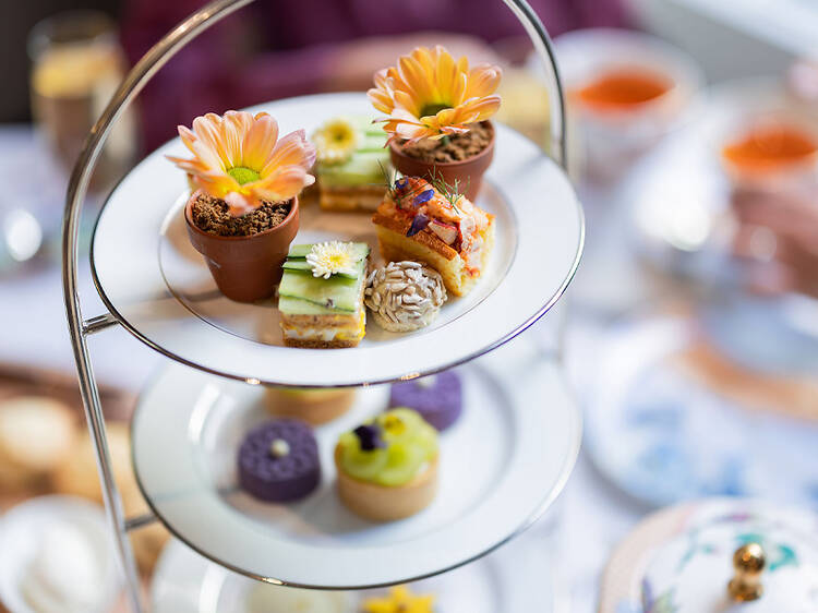 Van Gogh floral afternoon tea