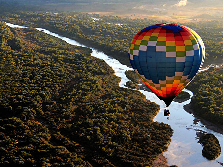 Riding hot air balloon | Albuquerque, NM