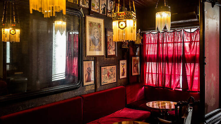 Bar A Paródia
