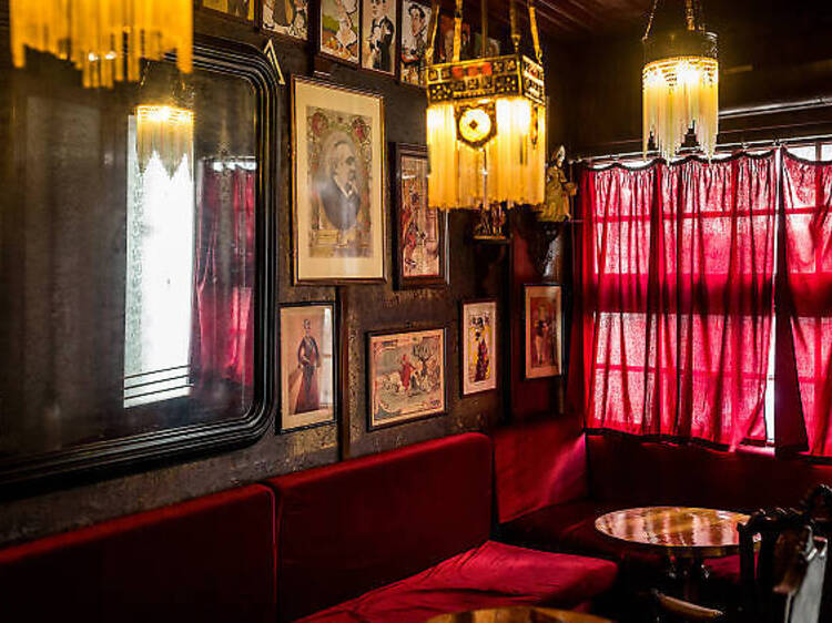 Bar A Paródia