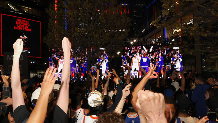 knicks watch party