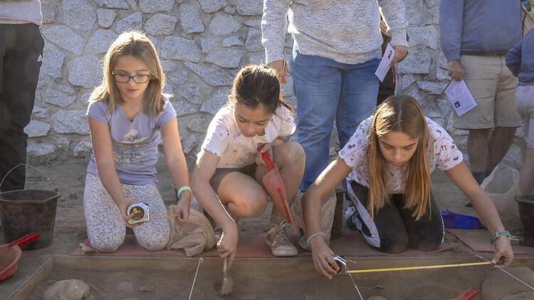 Arqueólogos por un día. Comunidad de Madrid