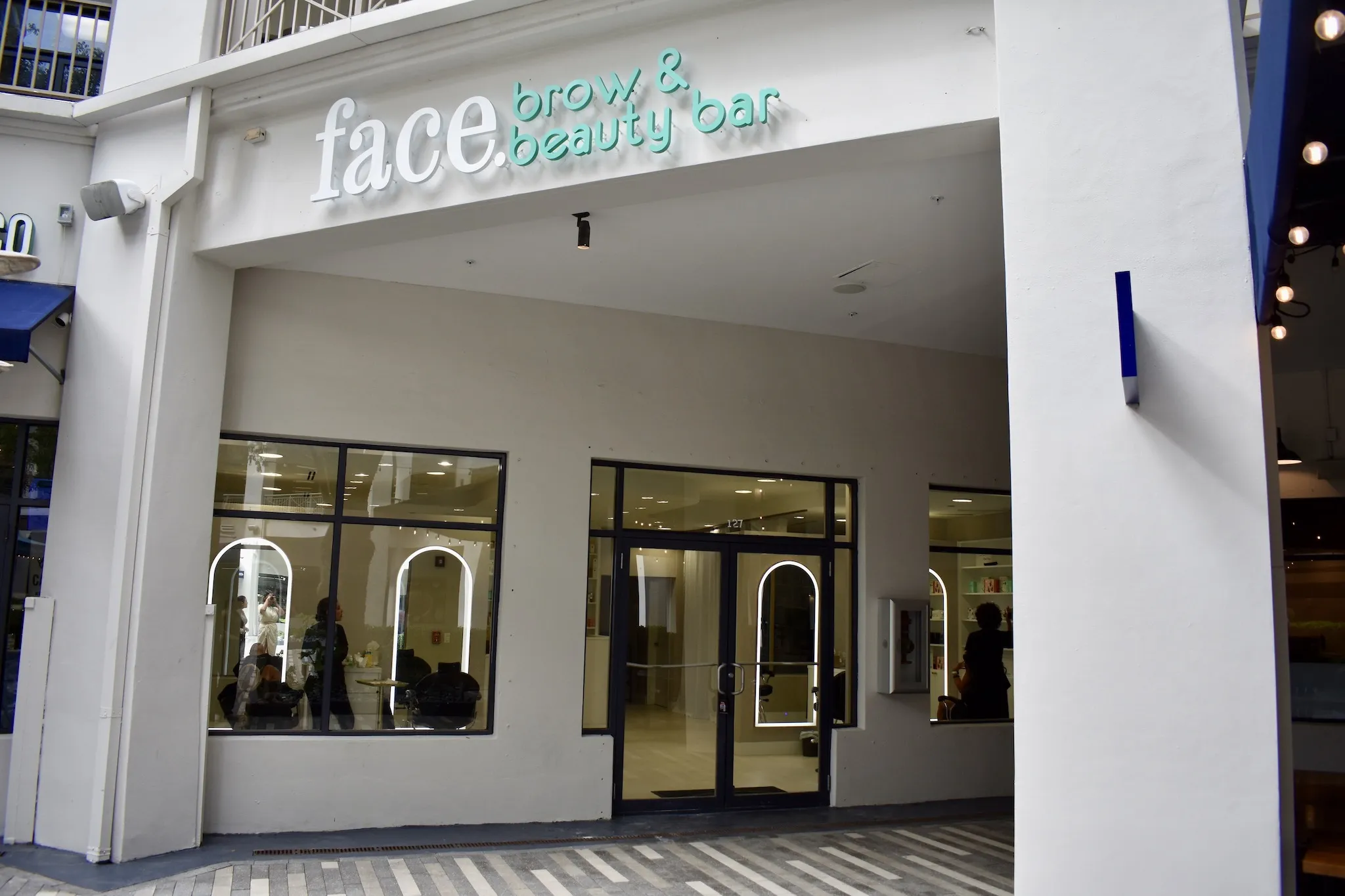 Face. Brow & Beauty Bar
