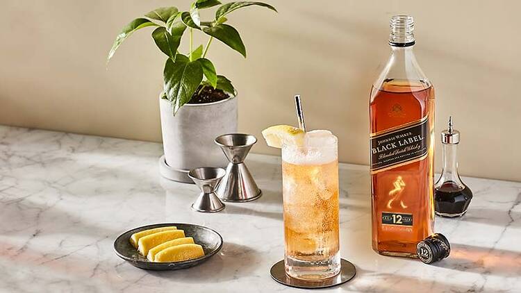How to make: The Crisp Citrus Johnnie and Lemon