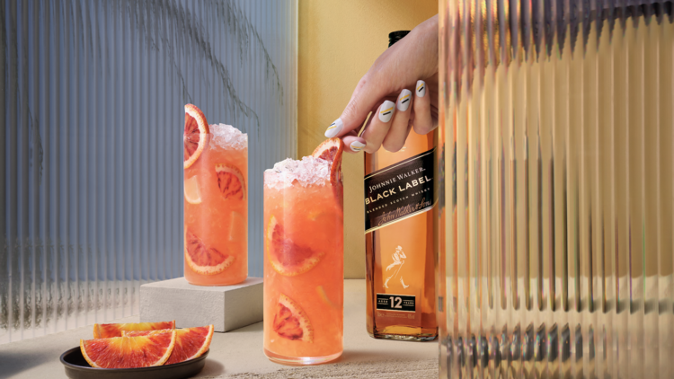 How to make: Johnnie Whisky Smash