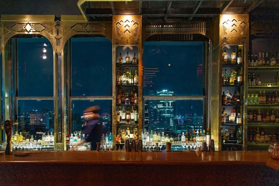 trade-sky-bar