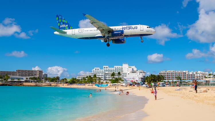 JetBlue Airways landing in the Caribbean 