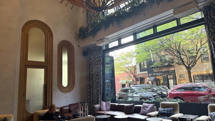 Moxy Brooklyn Williamsburg lobby area