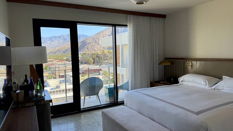 Thompson Palm Springs King Bed Room