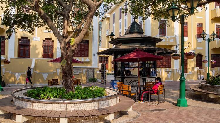 Lilau Square