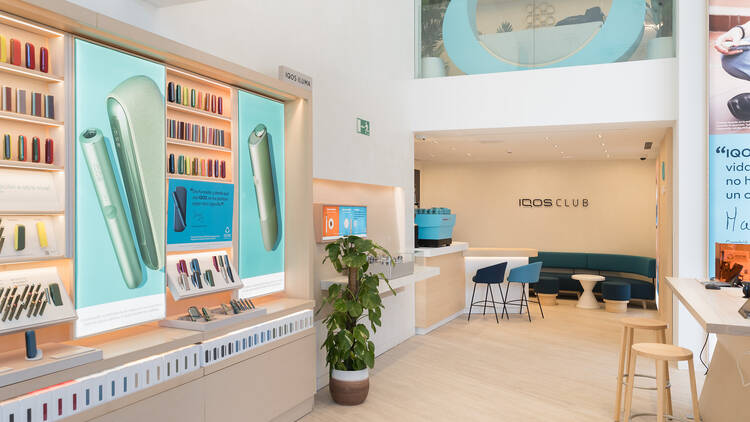IQOS Café IQOS Café