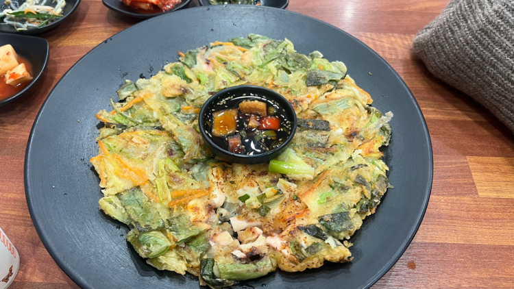 Seafood pancake at Hansang Haymarket