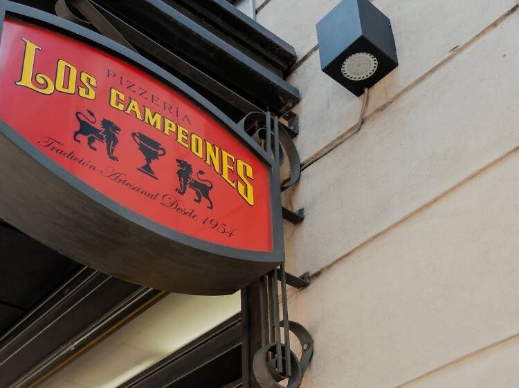 Pizzería Los Campeones