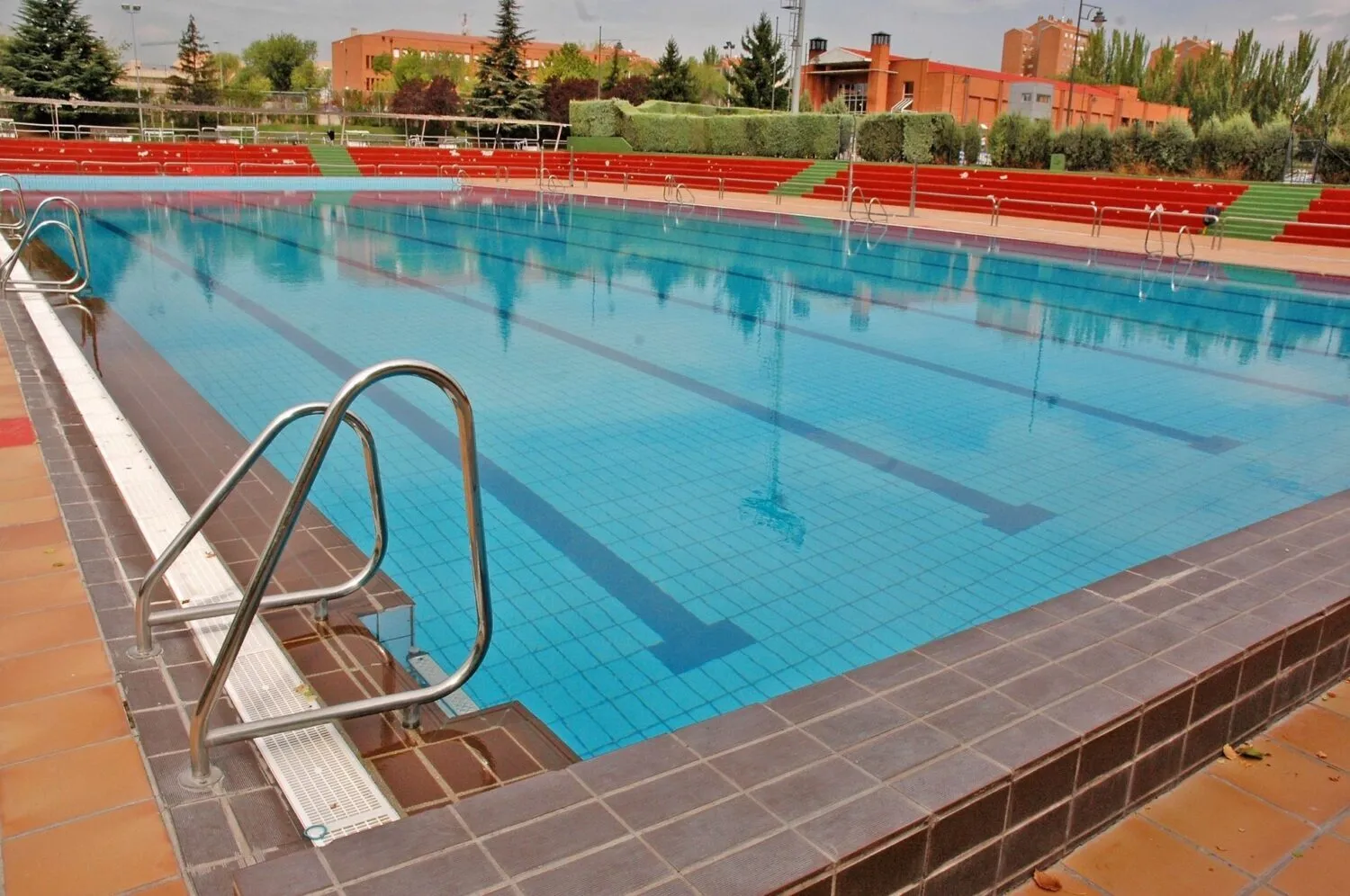 Piscina del Centro Deportivo Municipal Moratalaz