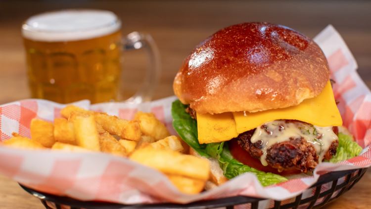 Burger at the Rochey.