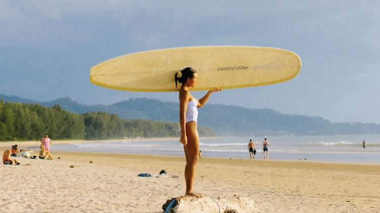 Real surfing in Phuket
