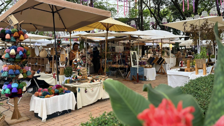 Jing Jai Market