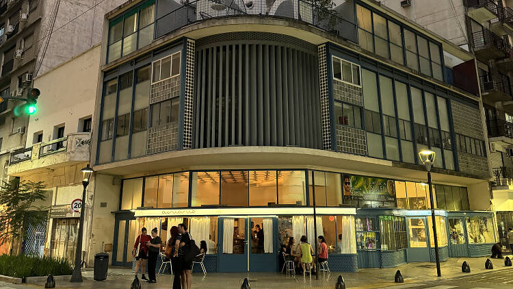 Acuario Bar