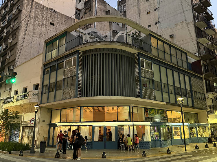Acuario Bar