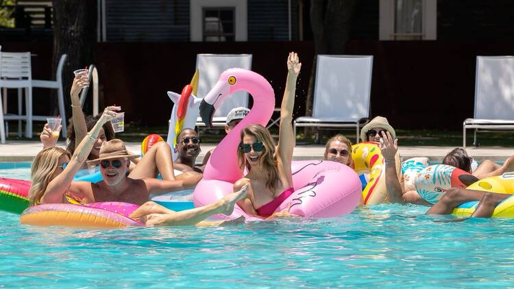 Lee Harvey’s Dive-In