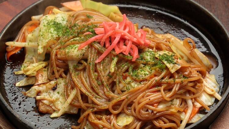 ピボット ベース カフェ アンド バー アット ドウトンボリ