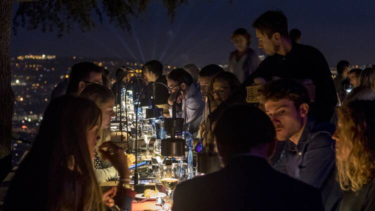 Sopar sota les estrelles Sopar sota les estrelles