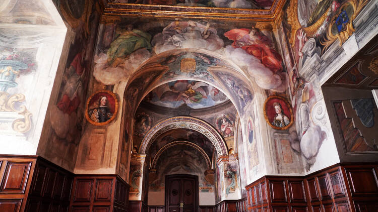 Frescos del Oratorio en Casa de la Villa, por Rafa Alabarran