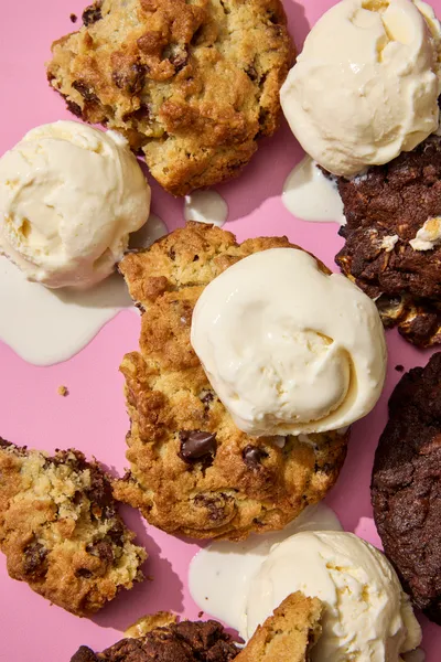 Levain x Pretty Cool Ice Cream cookies à la mode