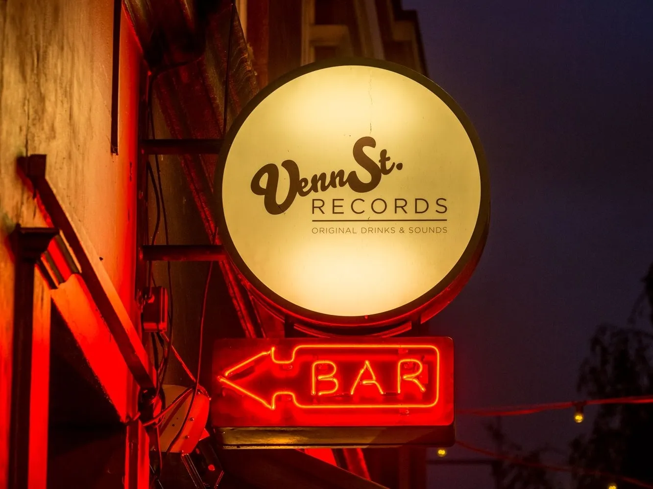 Venn St Records sign