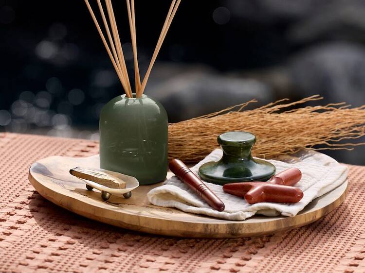 Decompress with a deep tissue massage