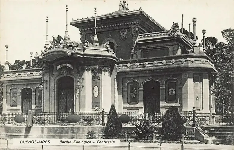 aguila-pabellón