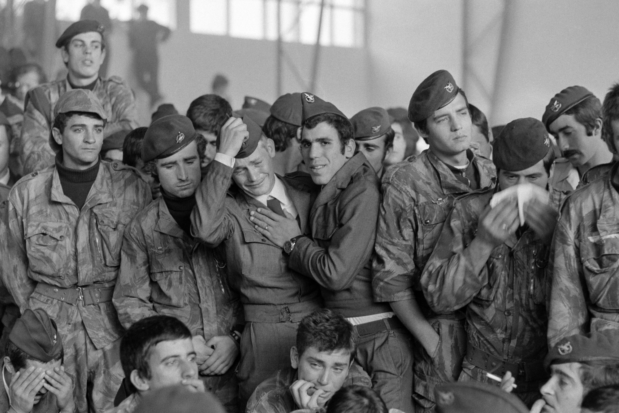 Mais de 51 anos depois, Almada recebe “primeira grande exposição” dedicada à Revolução