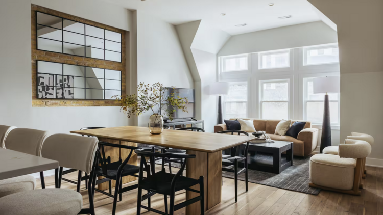 The designer penthouse on Chicago Gold Coast