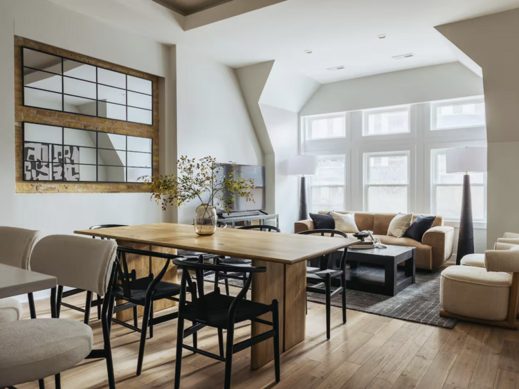 The designer penthouse on Chicago Gold Coast