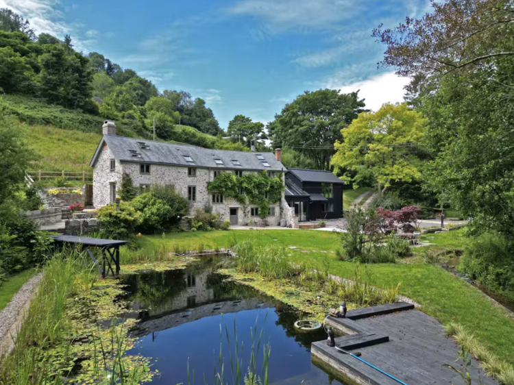 The country home in Branscombe